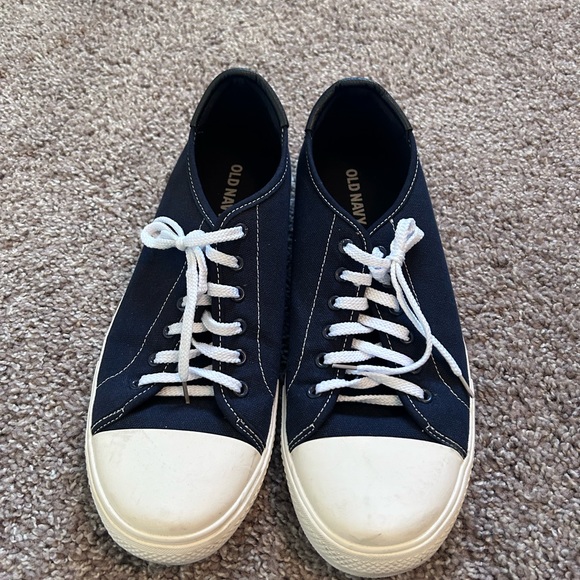 Men’s Sneaker Bundle. Pair of 3 Old Navy Sneakers. Size 10 - Picture 8 of 10